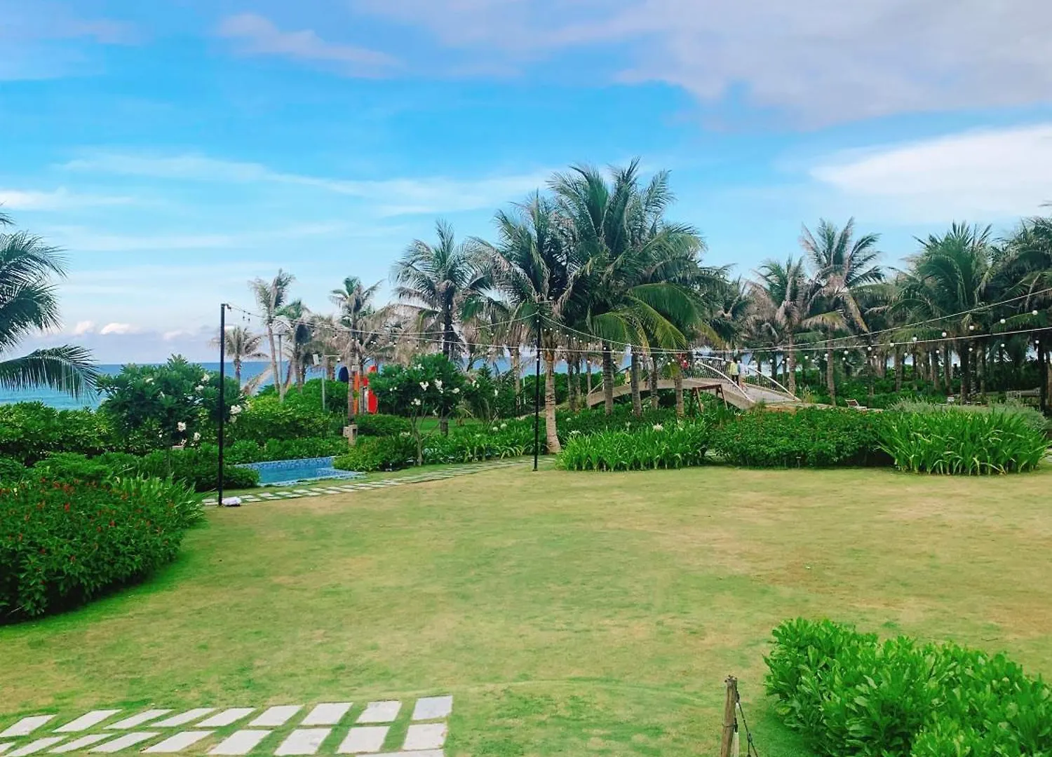 The Sea View Cam Ranh Beach Resort Thon Hoa Da 5*,