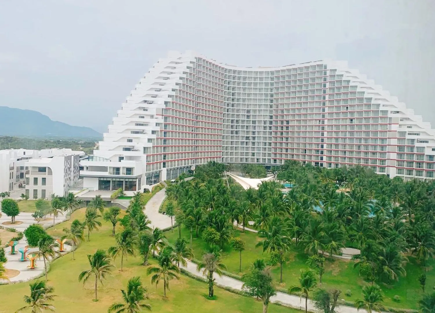 The Sea View Cam Ranh Beach Resort Thon Hoa Da Hotel